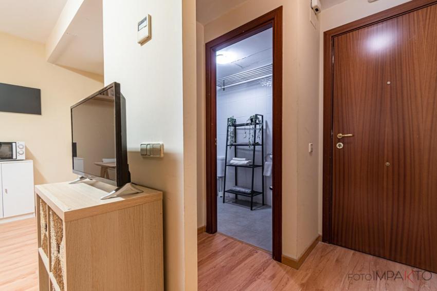 #10Oca7 - Apartamento En Vista Alegre Madrid Exterior photo